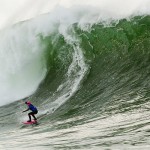 یک زن ۲۶ ساله موج سوار ایرلندی در سواحل چابهار